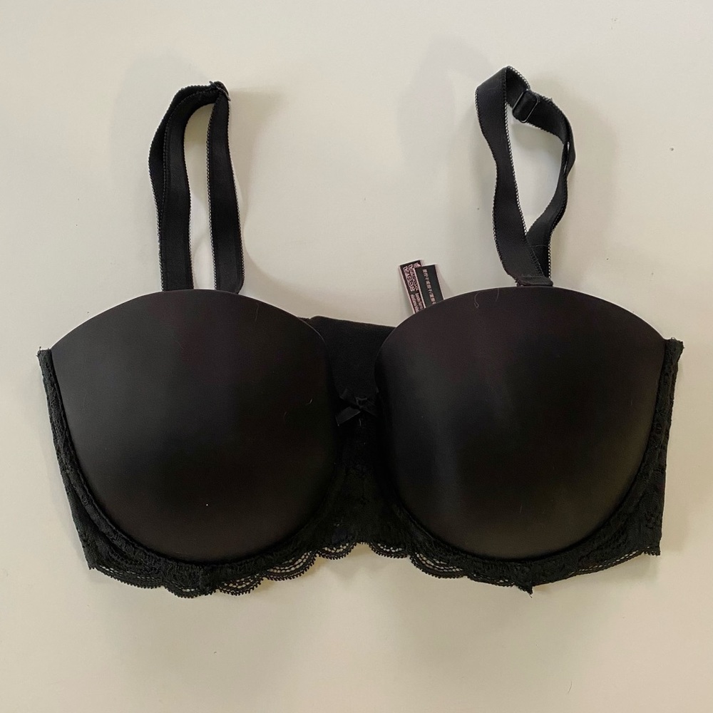 Victoria’s Secret Dream Angels Black Lace Bra 34DDD